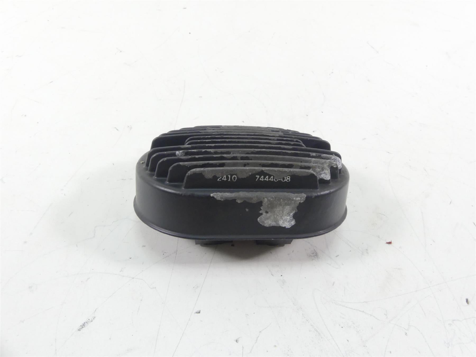 2011 Harley VRSCF Muscle Rod Rectifier Voltage Regulator 74440-08 {{ shop.shopifyCountryName }} - Mototech271