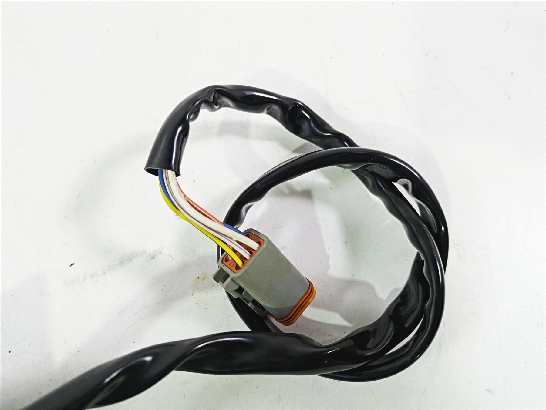 2006 Harley VRSCR Street V-Rod Left Hand Control Switch 71682-06A 71685-06A {{ shop.shopifyCountryName }} - Mototech271