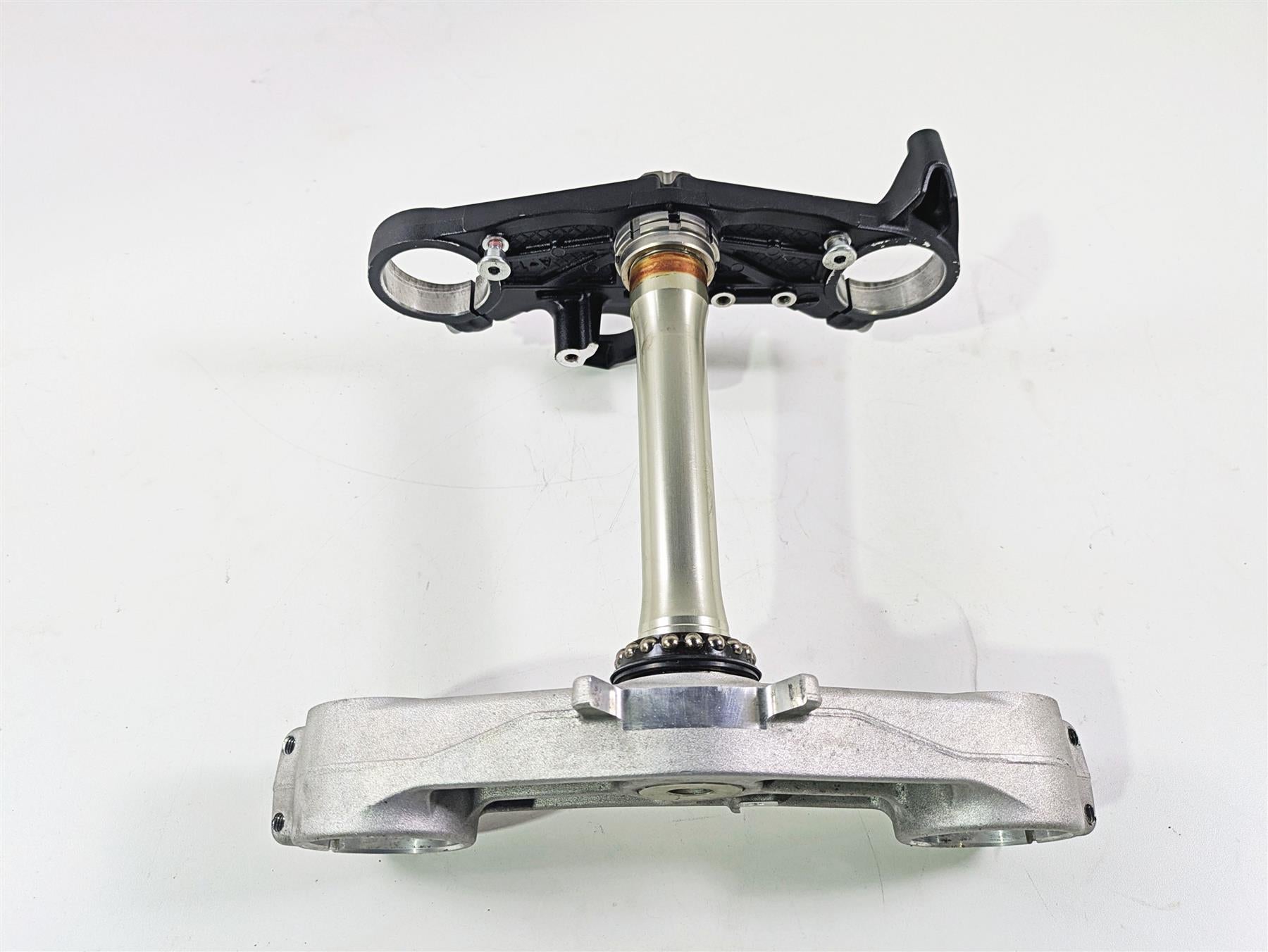 「440ページ 」 2016 Kawasaki ZX10R Ninja Upper Lower Triple Tree Set 44037