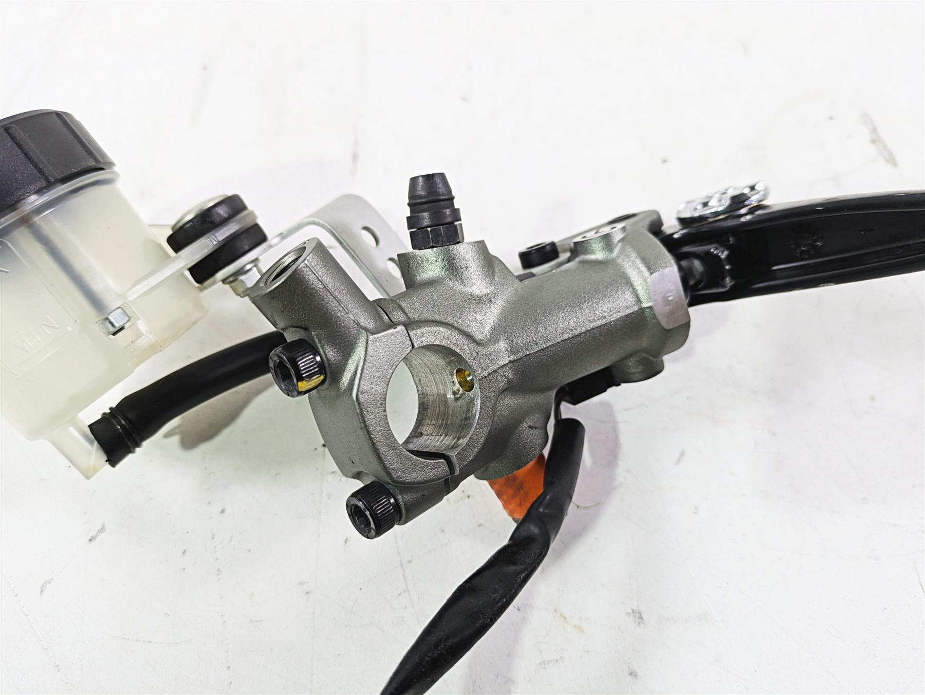 2018 Ducati Hypermotard 939 SP Brembo Front Radial Brake Master Cylin 62440821A {{ shop.shopifyCountryName }} - Mototech271