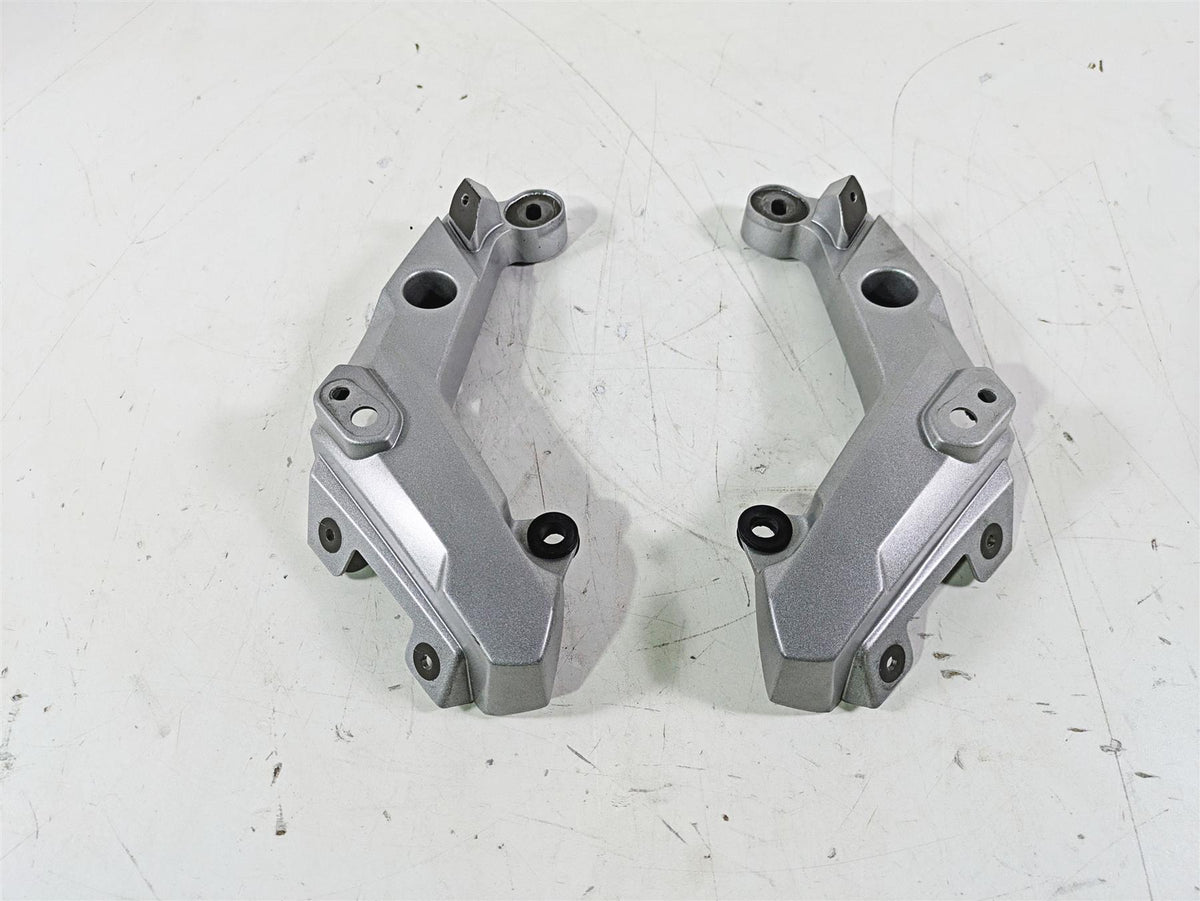 2015 Triumph Tiger Explorer XC Headlight Blinker Holder Stay T2303396 T2303397 {{ shop.shopifyCountryName }} - Mototech271