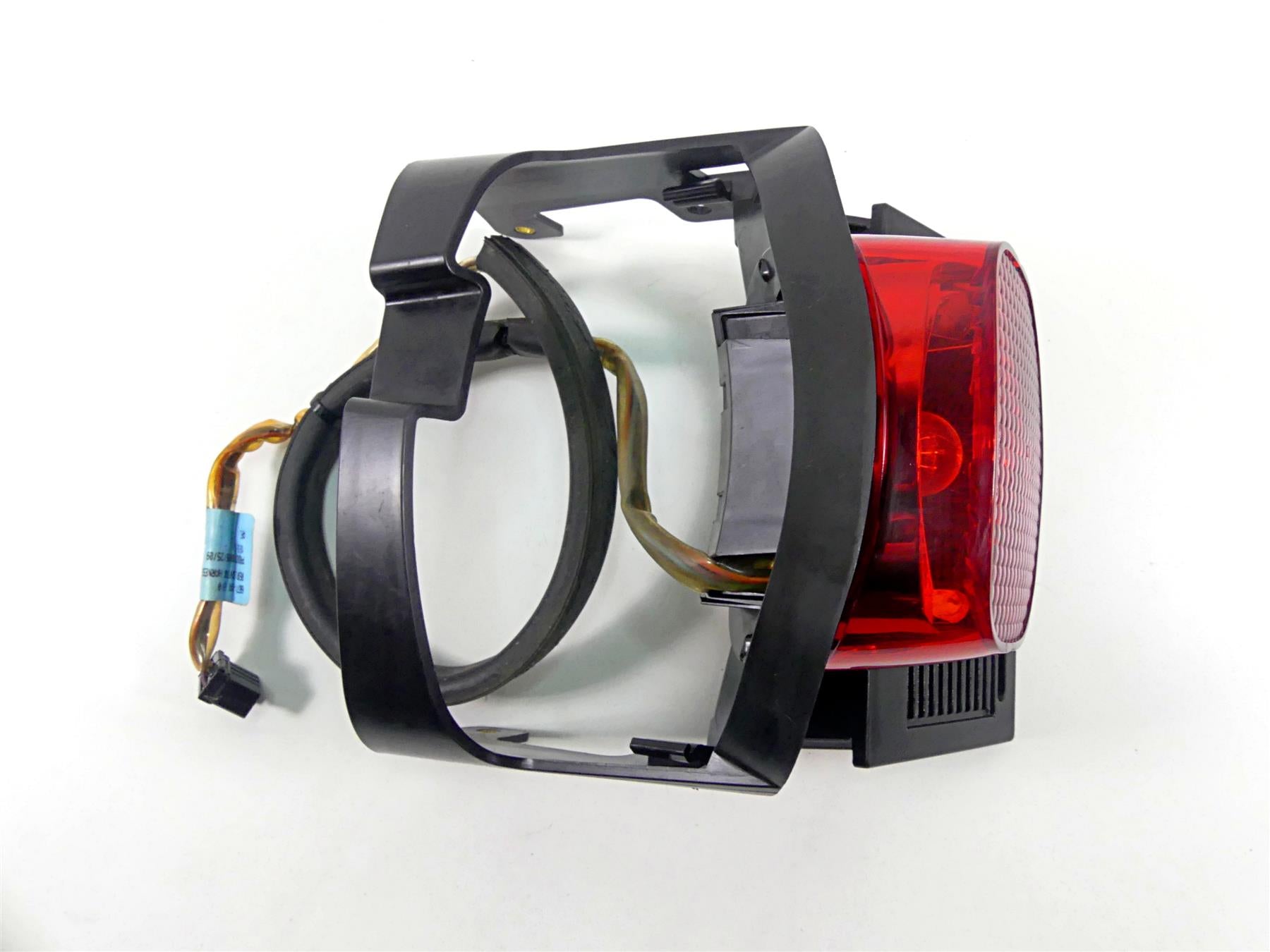 2010 Harley FXDF Dyna Fat Bob Rear Taillight Tail Light & Plate Holder 60250-08A {{ shop.shopifyCountryName }} - Mototech271