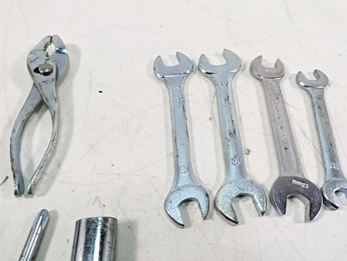 2002 Yamaha FZ1 FZS1000 Fazer Toolkit Owners Tools 5LV-28100-00-00 {{ shop.shopifyCountryName }} - Mototech271