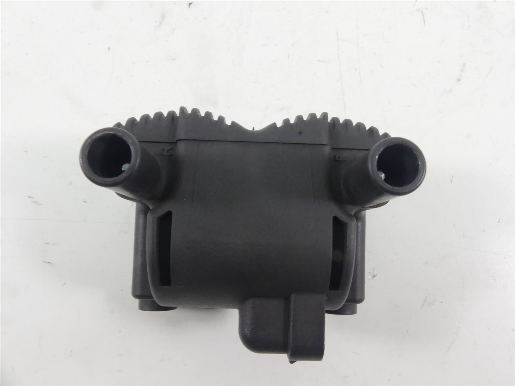 2005 Harley Dyna FXDLI Low Rider Ignition Coil Wire Plug Set & Cover 31743-01 {{ shop.shopifyCountryName }} - Mototech271