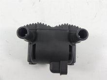 Load image into Gallery viewer, 2005 Harley Dyna FXDLI Low Rider Ignition Coil Wire Plug Set &amp; Cover 31743-01
