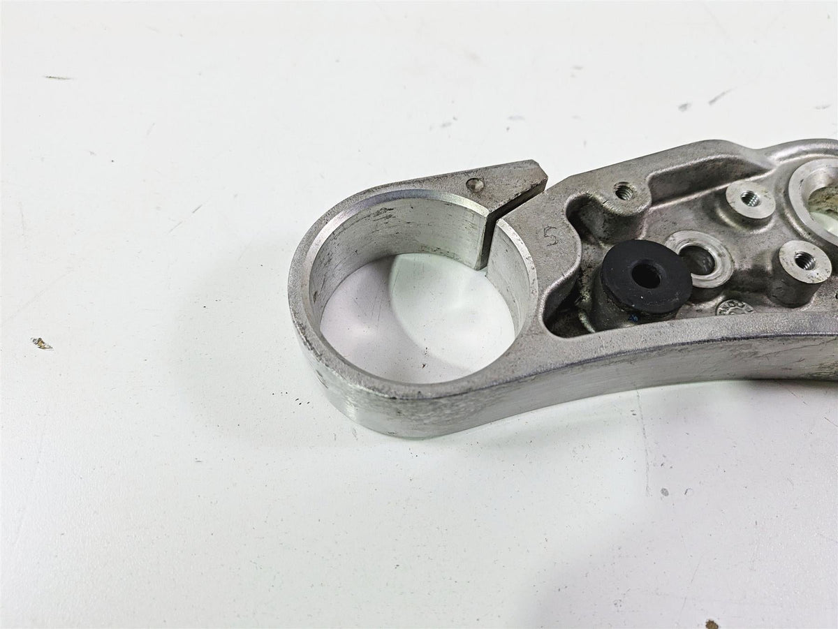 2006 Triumph Rocket 3 Upper Triple Tree Steering Clamp T2045508 {{ shop.shopifyCountryName }} - Mototech271