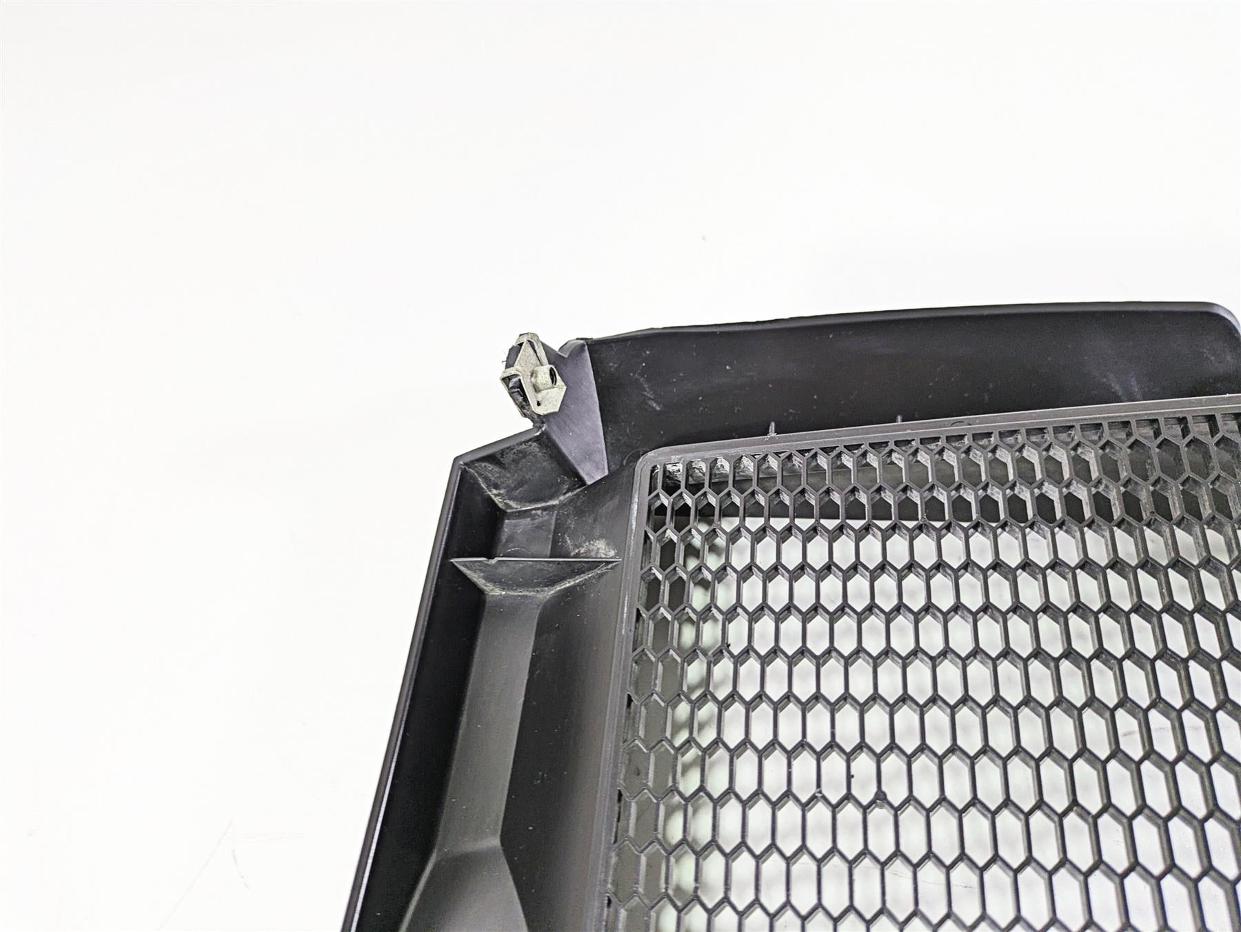 2017 BMW F800GS Adv K75 Radiator Cover Guard Grill Fairing 46638530525 {{ shop.shopifyCountryName }} - Mototech271