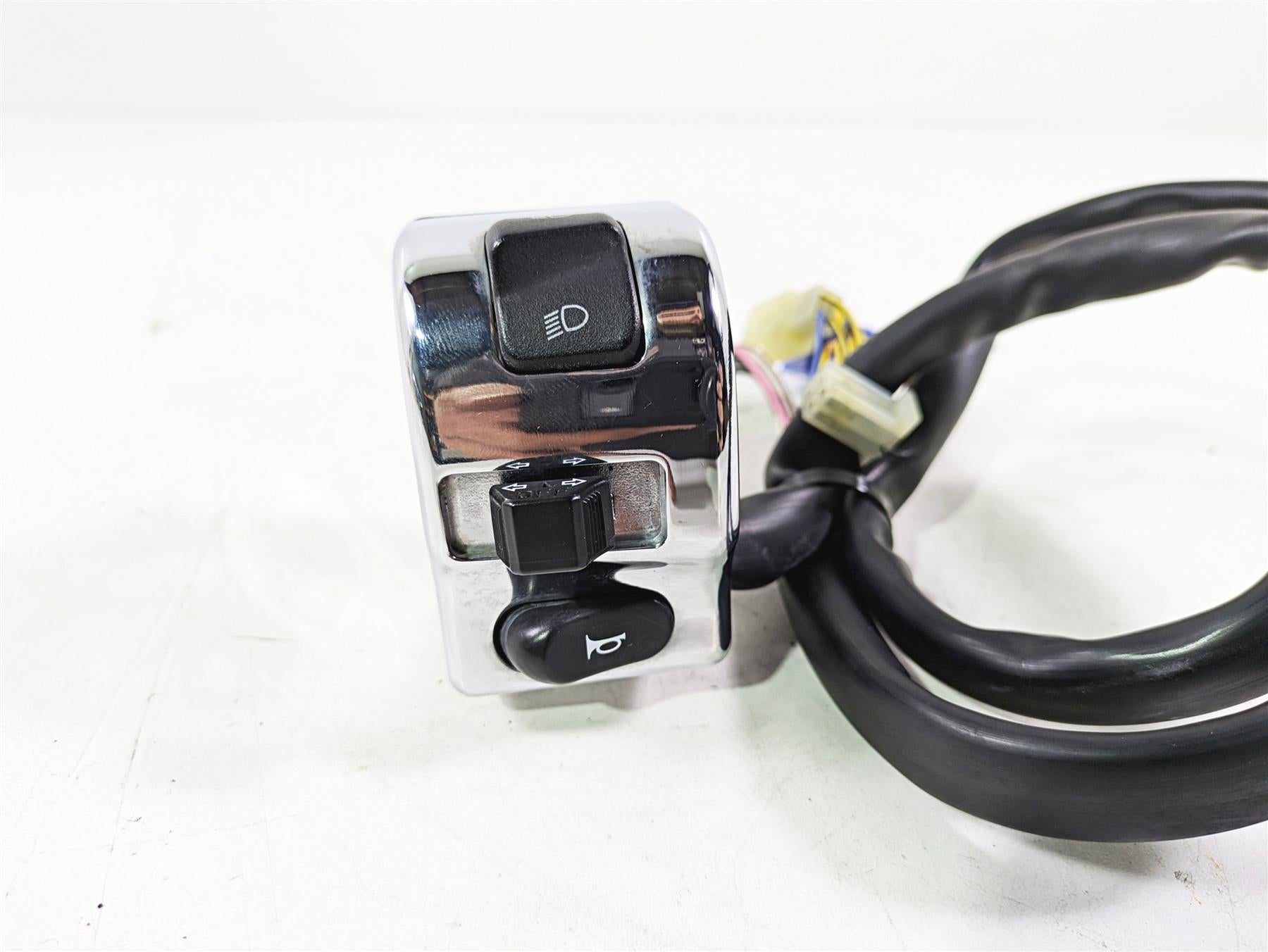 2008 Yamaha XVZ1300 Royal Star Left Hand Control Switch 4XY-83972-20-00 {{ shop.shopifyCountryName }} - Mototech271