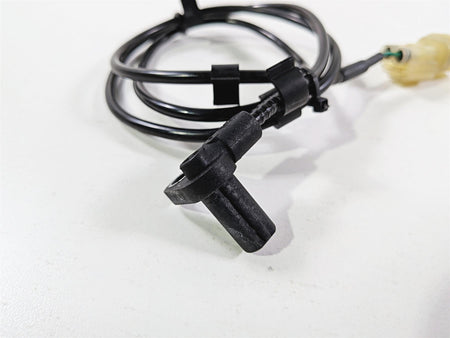 2019 Triumph Speed Triple RS 1050 Front Abs Brake Wheel Speed Sensor T2029270 {{ shop.shopifyCountryName }} - Mototech271
