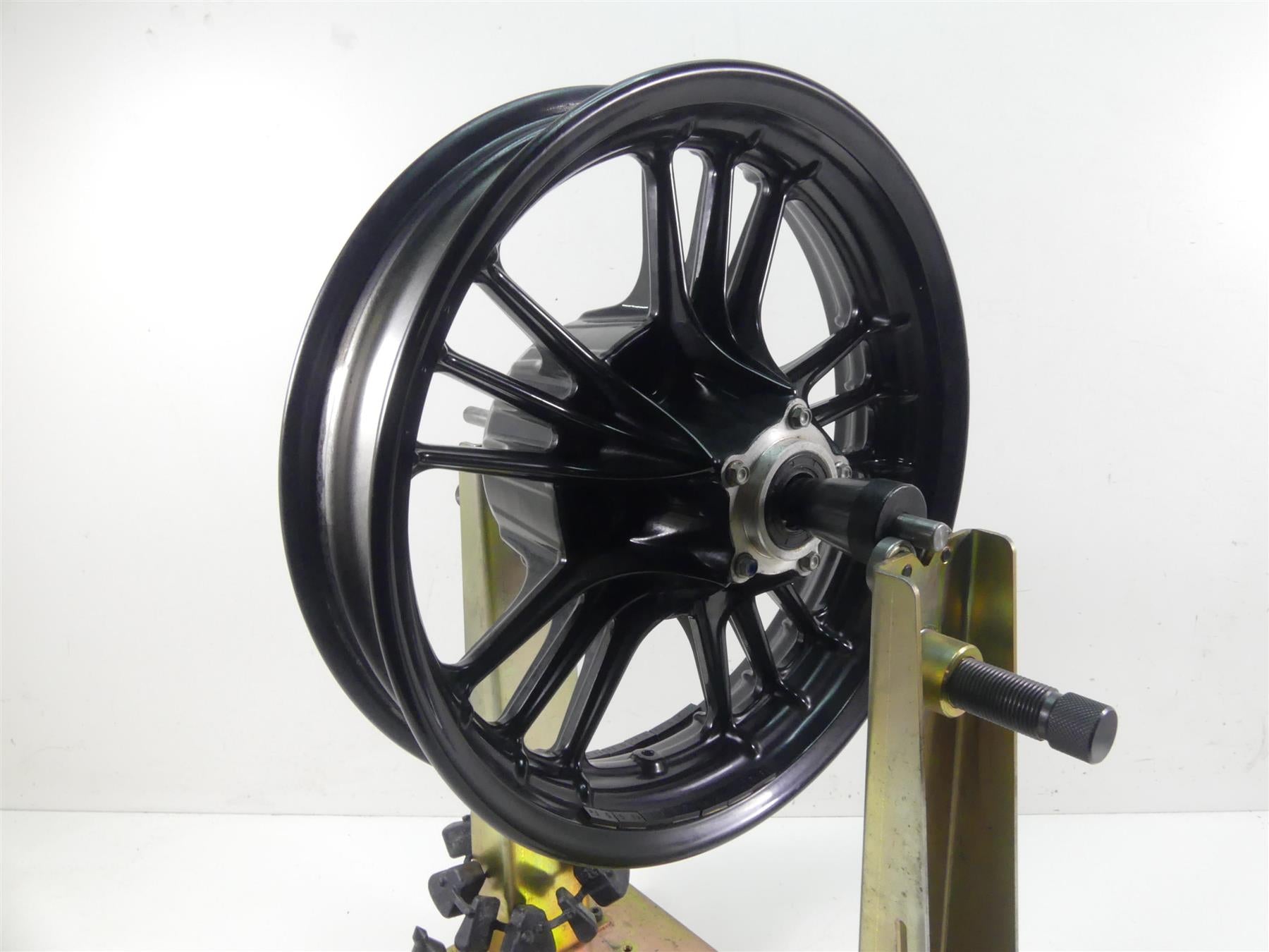 2016 Indian Scout Sixty Straight 16x3.5 Rear Wheel Rim 1522091 {{ shop.shopifyCountryName }} - Mototech271