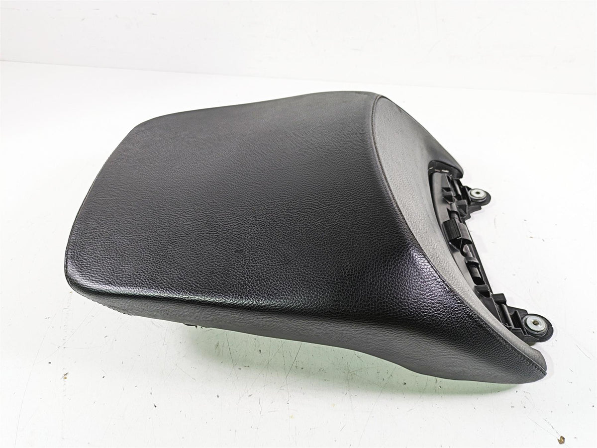 2014 BMW R1200 RT RTW K52 Rear Passenger Heated Seat Saddle 52538544790 {{ shop.shopifyCountryName }} - Mototech271
