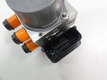 Load image into Gallery viewer, 2017 Ducati Hypermotard 939 Abs Brake Pump Pressure Module 54240332B
