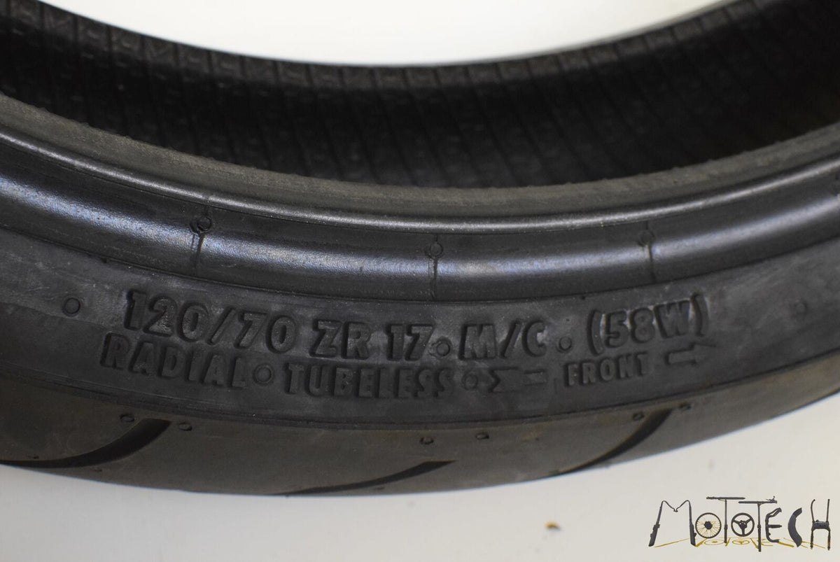 USED Front Tire CONTINENTAL Contimotion Z 120/70-17 DOT4117 96180 {{ shop.shopifyCountryName }} - Mototech271