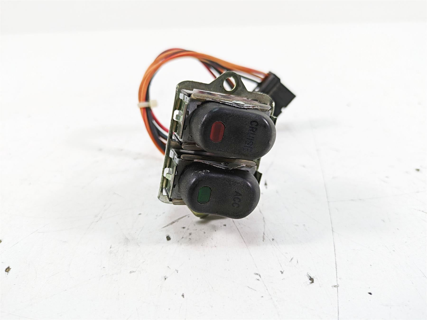 2013 Harley Touring FLHX Street Glide Auxiliary Cruise Switch Set 70219-08 {{ shop.shopifyCountryName }} - Mototech271