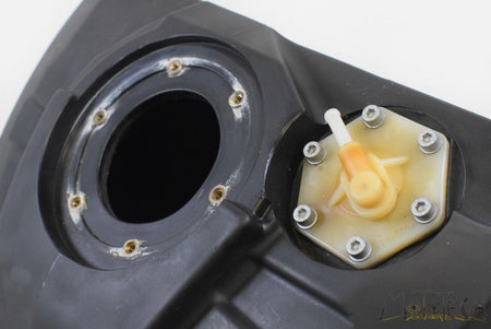 2006 BMW K1200S K1200 S K40 Fuel Gas Petrol Tank Reservoir 16117675404 {{ shop.shopifyCountryName }} - Mototech271