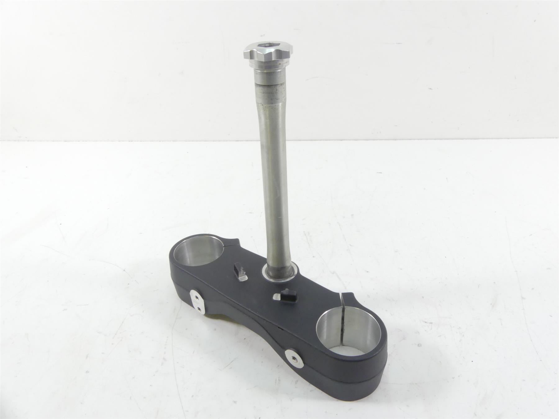 2015 Eric Buell Racing 1190SX Lower Triple Tree 56mm -Read J0106.1B7ZT {{ shop.shopifyCountryName }} - Mototech271