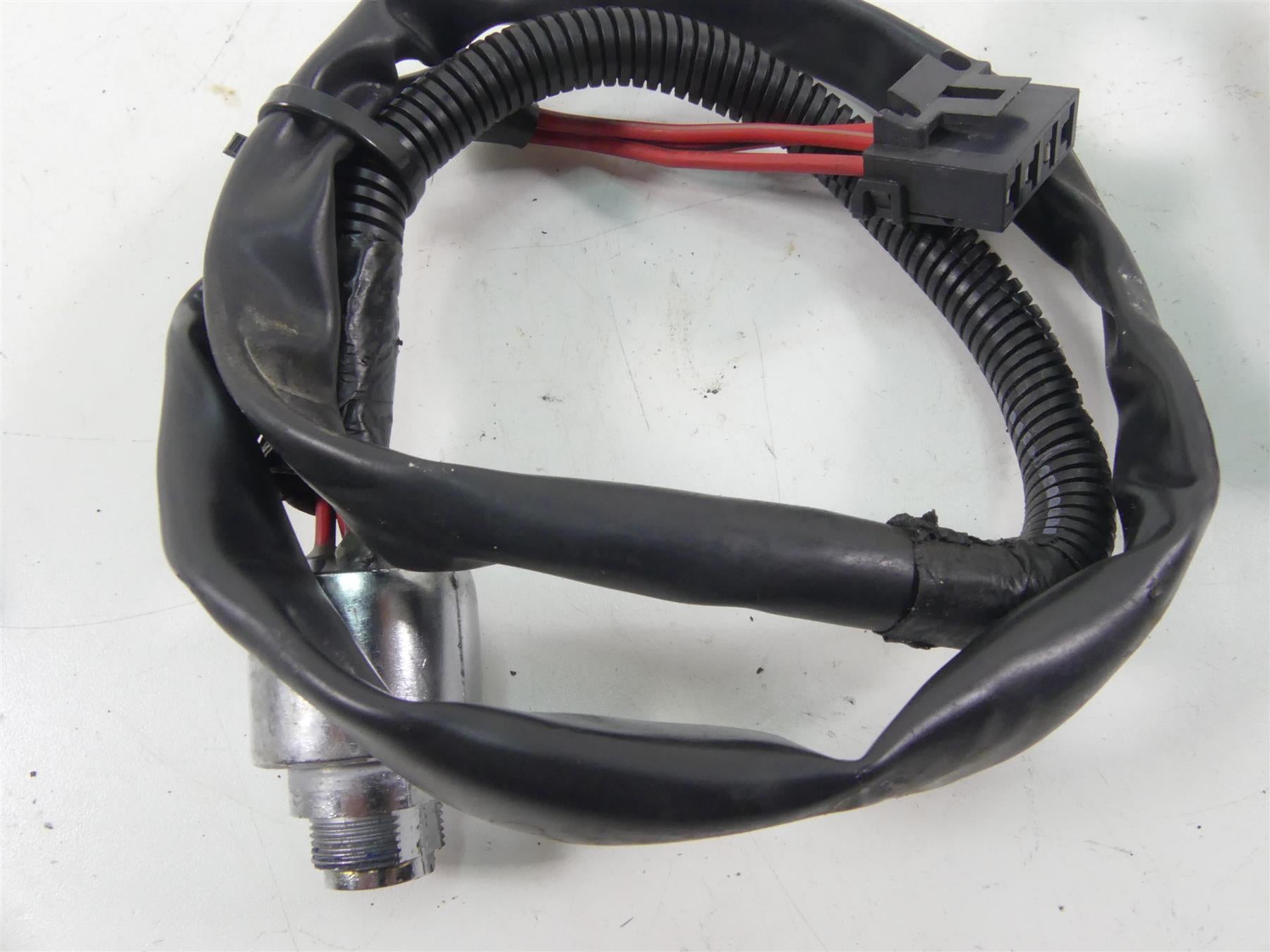 2008 Harley FXCWC Softail Rocker C Ignition Switch Steering Key Lock Set 71792-08 {{ shop.shopifyCountryName }} - Mototech271