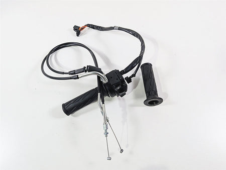 2024 Suzuki GSXR600 Right Hand Control Switch Throttle 37200-47H30 {{ shop.shopifyCountryName }} - Mototech271