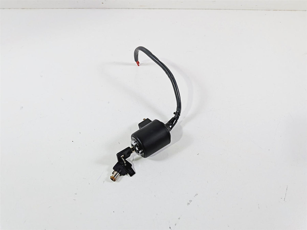 2006 Harley Sportster XL883 Low Ignition Switch & 2 Keys 71441-94 {{ shop.shopifyCountryName }} - Mototech271