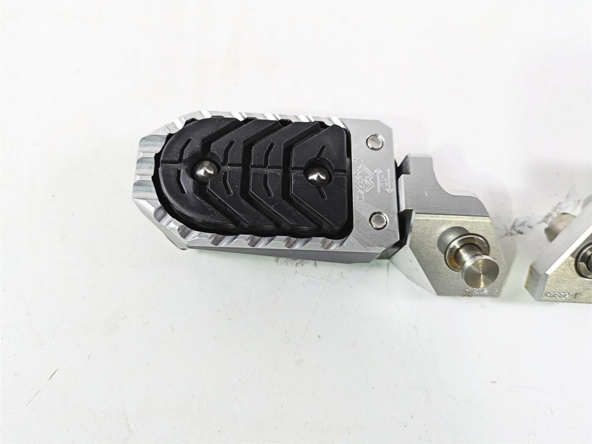 2021 BMW R1250GS K51 Adv Front Footpeg Rest Option 719 46719829532 46719829537 {{ shop.shopifyCountryName }} - Mototech271