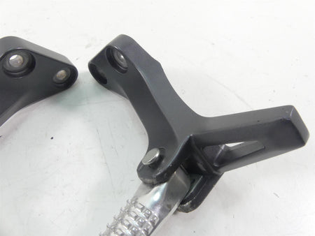 2022 Yamaha MT09 FZ09 Rear Passenger Footpeg Set - Read B7N-2741L-00-00 {{ shop.shopifyCountryName }} - Mototech271