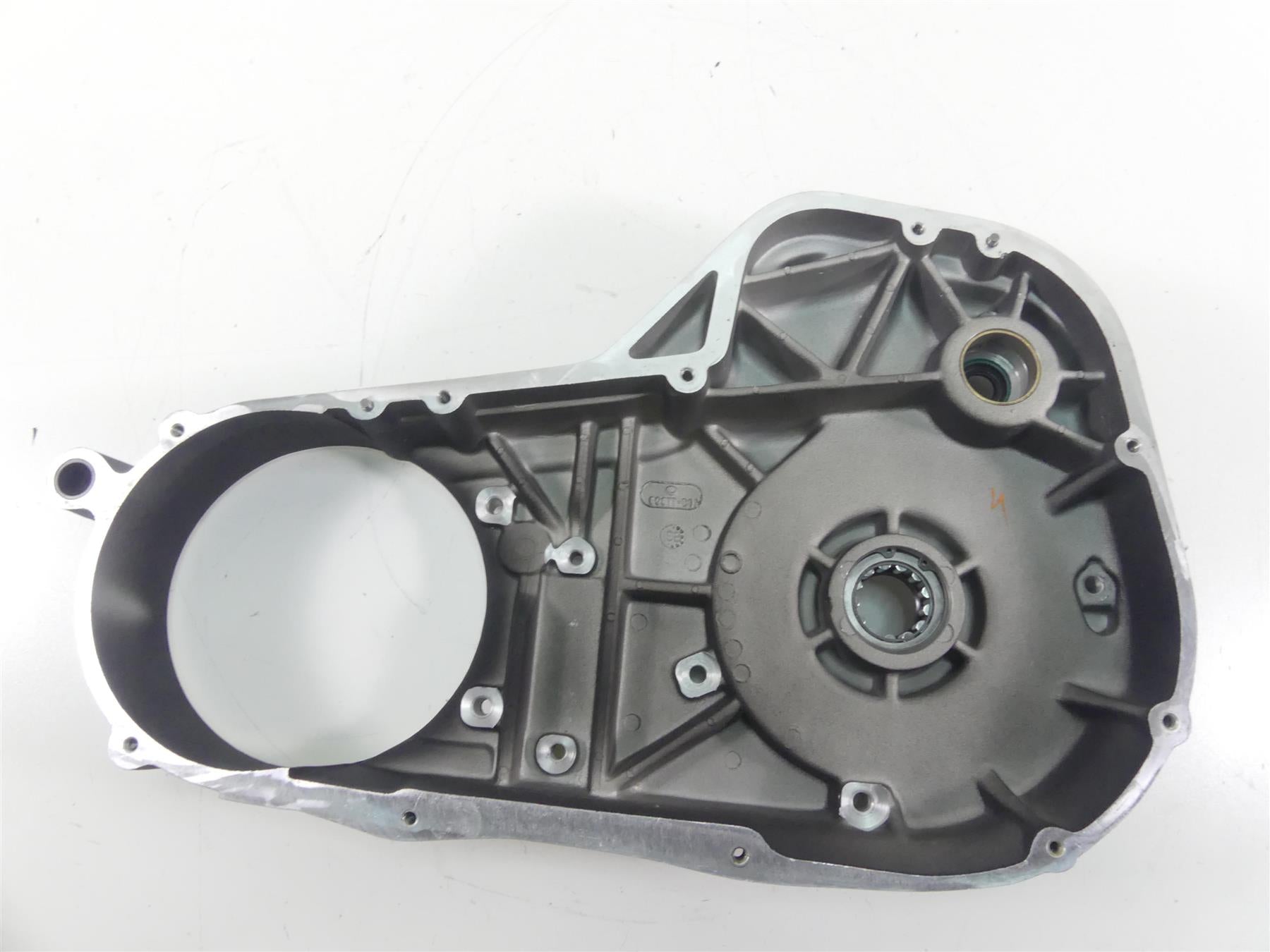 1999 Harley Touring FLHTCUI Electra Glide Inner Primary Drive Cover 60677-01 {{ shop.shopifyCountryName }} - Mototech271