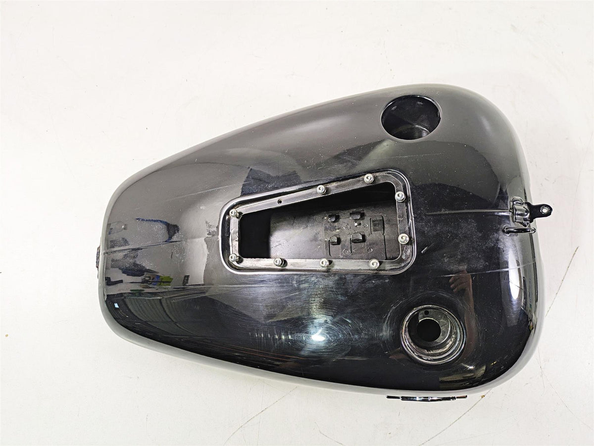 2009 Harley FXCWC Softail Rocker Fuel Gas Petrol Tank - Read 62105-08 {{ shop.shopifyCountryName }} - Mototech271