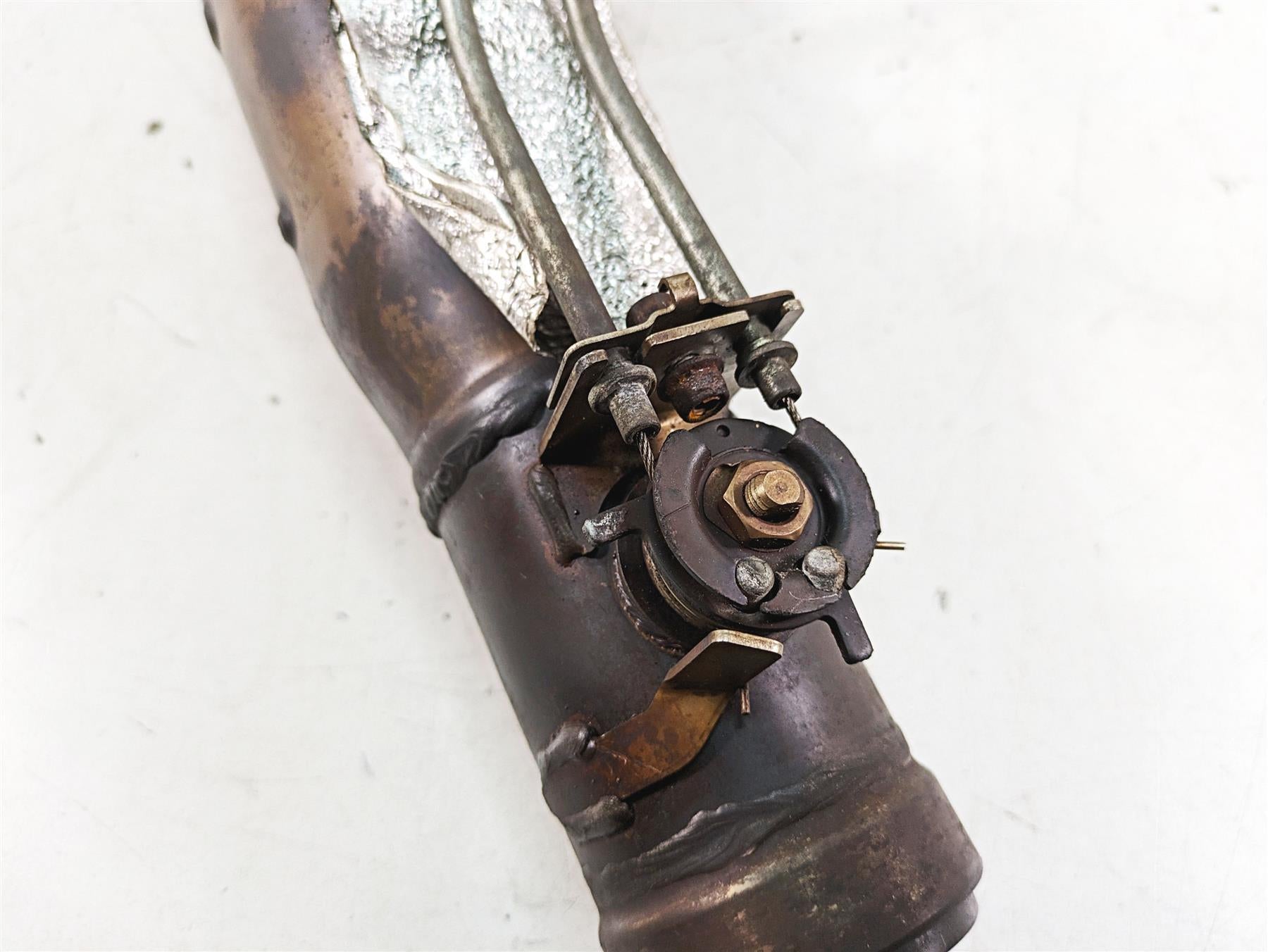 2013 MV Agusta F3 675 ERA Exhaust Header & Valve Actuator - Read 8A00B5825 {{ shop.shopifyCountryName }} - Mototech271