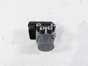 2017 BMW F800GS Adv K75 Abs Brake Pump Module 34518546851