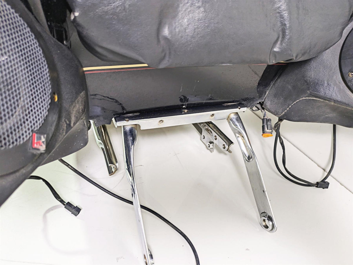 1996 Harley Touring FLHTCUI Electra Glide Rear Trunk Tour Pak & Mount 53275-94 {{ shop.shopifyCountryName }} - Mototech271