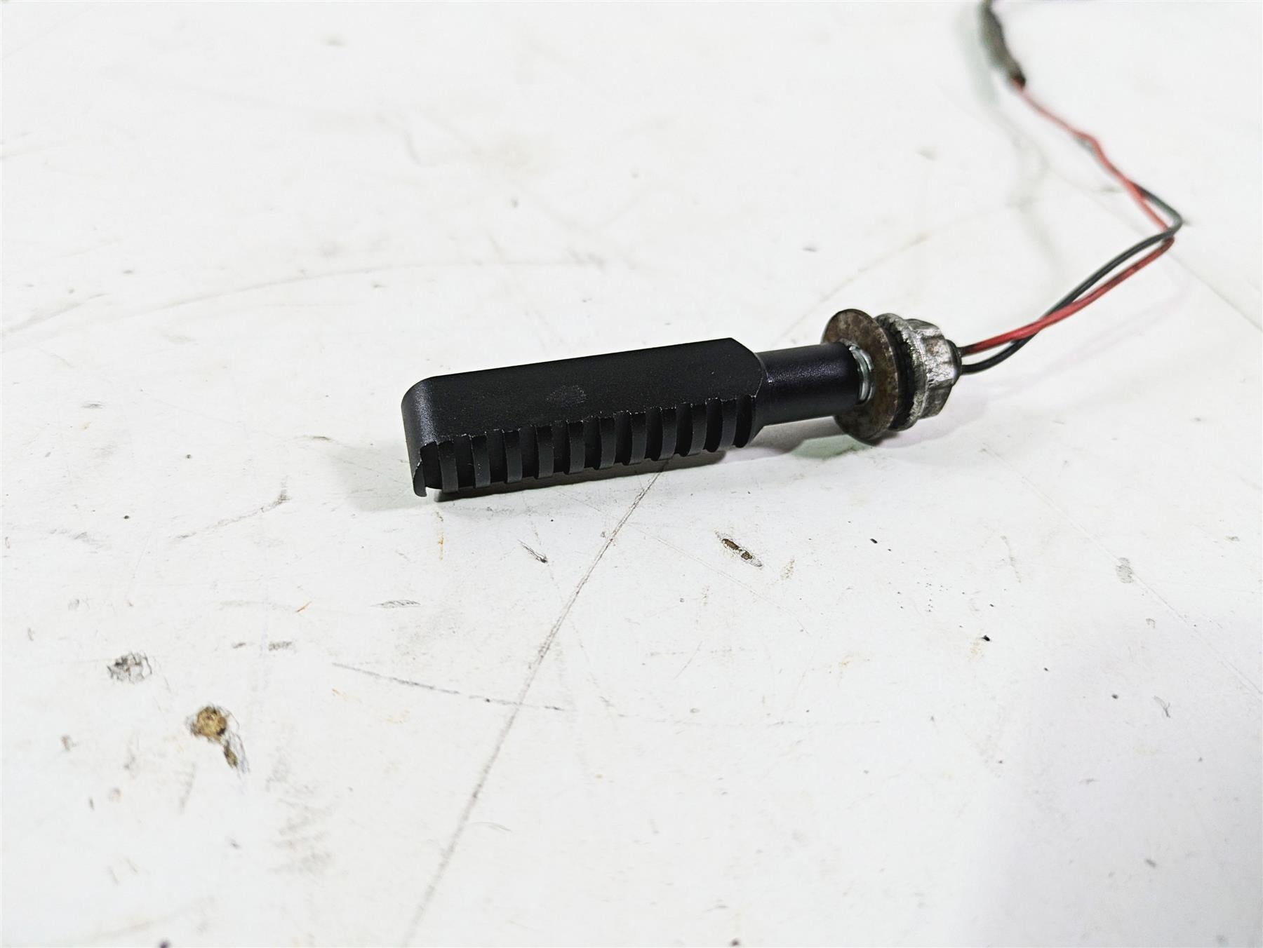 2004 Victory Kingpin Aftermarket Rear Led Blinker Turn Signal Set {{ shop.shopifyCountryName }} - Mototech271