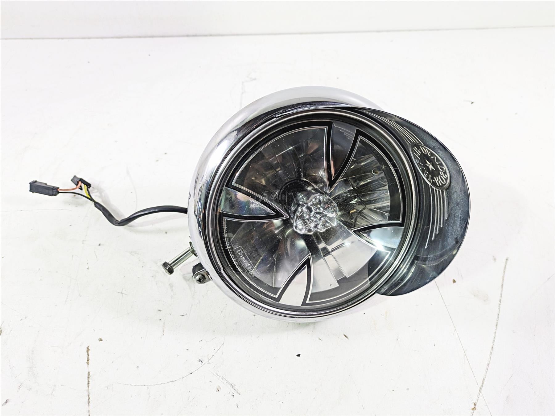 2004 Harley Softail FLSTF Fat Boy Headlight Iron Cross Skull + Visor 67903-00 | Mototech271