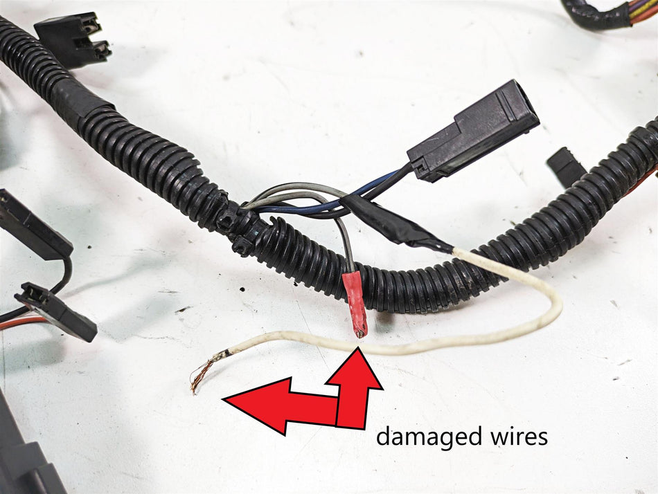 2005 Harley Touring FLHTCUI Electra Glide Front Fairing Wiring - Read 70232-04 {{ shop.shopifyCountryName }} - Mototech271