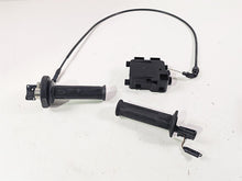 Load image into Gallery viewer, 2010 BMW R1200GS K25 Heated Hand Grip Set 61317727067 61317695470
