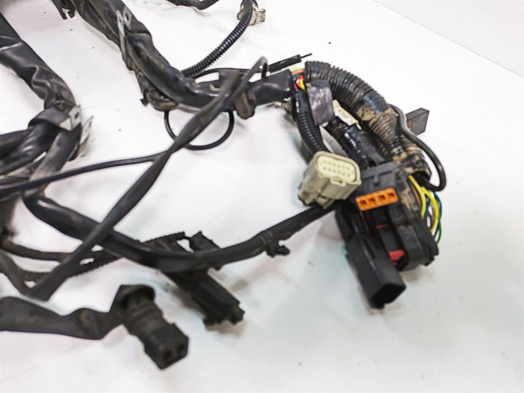 2008 Harley FLHTCU Electra Glide Main Wiring Harness Loom Abs - No Cuts 70121-08 {{ shop.shopifyCountryName }} - Mototech271