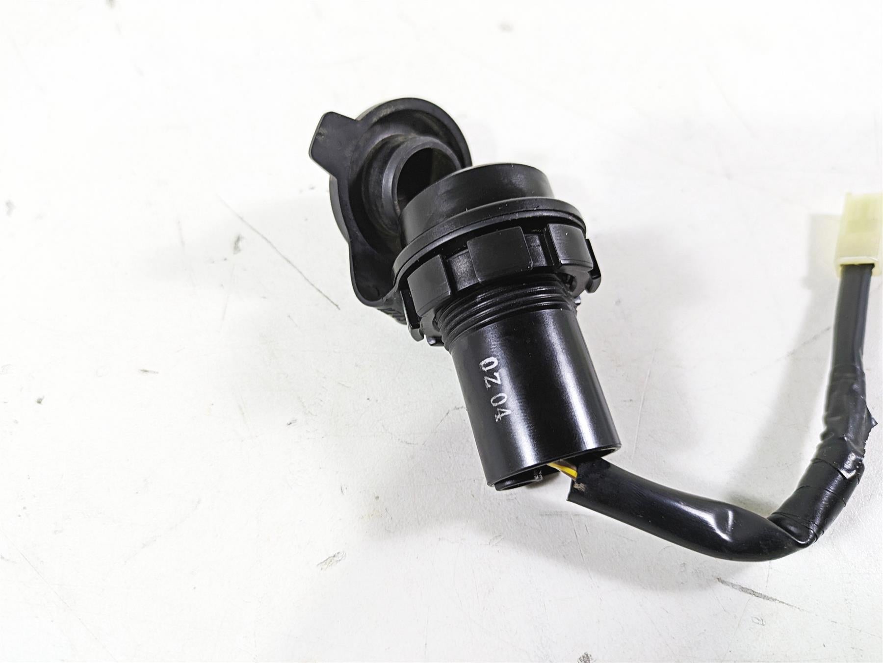2021 Yamaha Tenere 700 XTZ7 12V Cockpit Power Supply Plug B56-8254B-01-00 {{ shop.shopifyCountryName }} - Mototech271