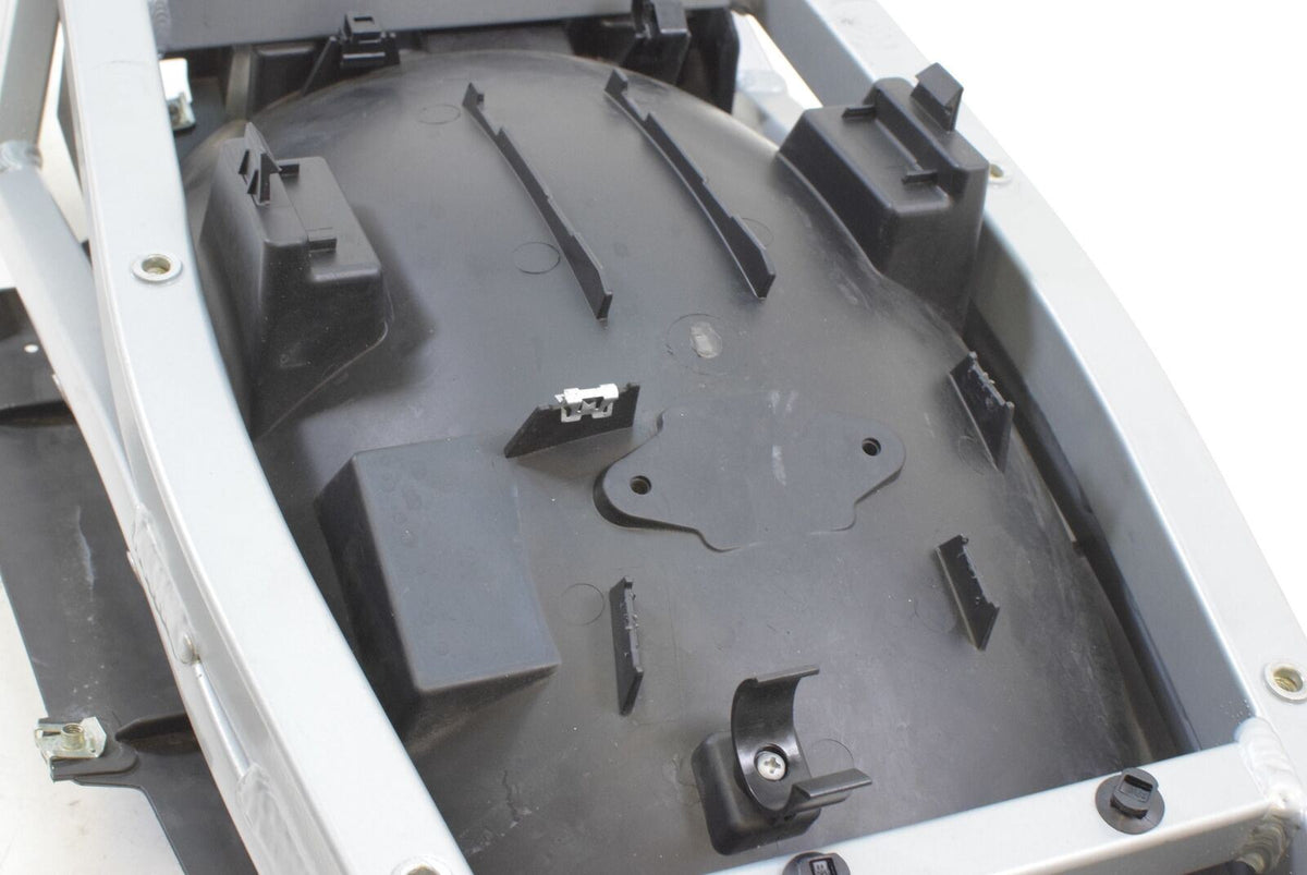 2014 BMW R1200 RT K52 Rear Subframe Sub Frame & Inner Fender 46518528588 {{ shop.shopifyCountryName }} - Mototech271