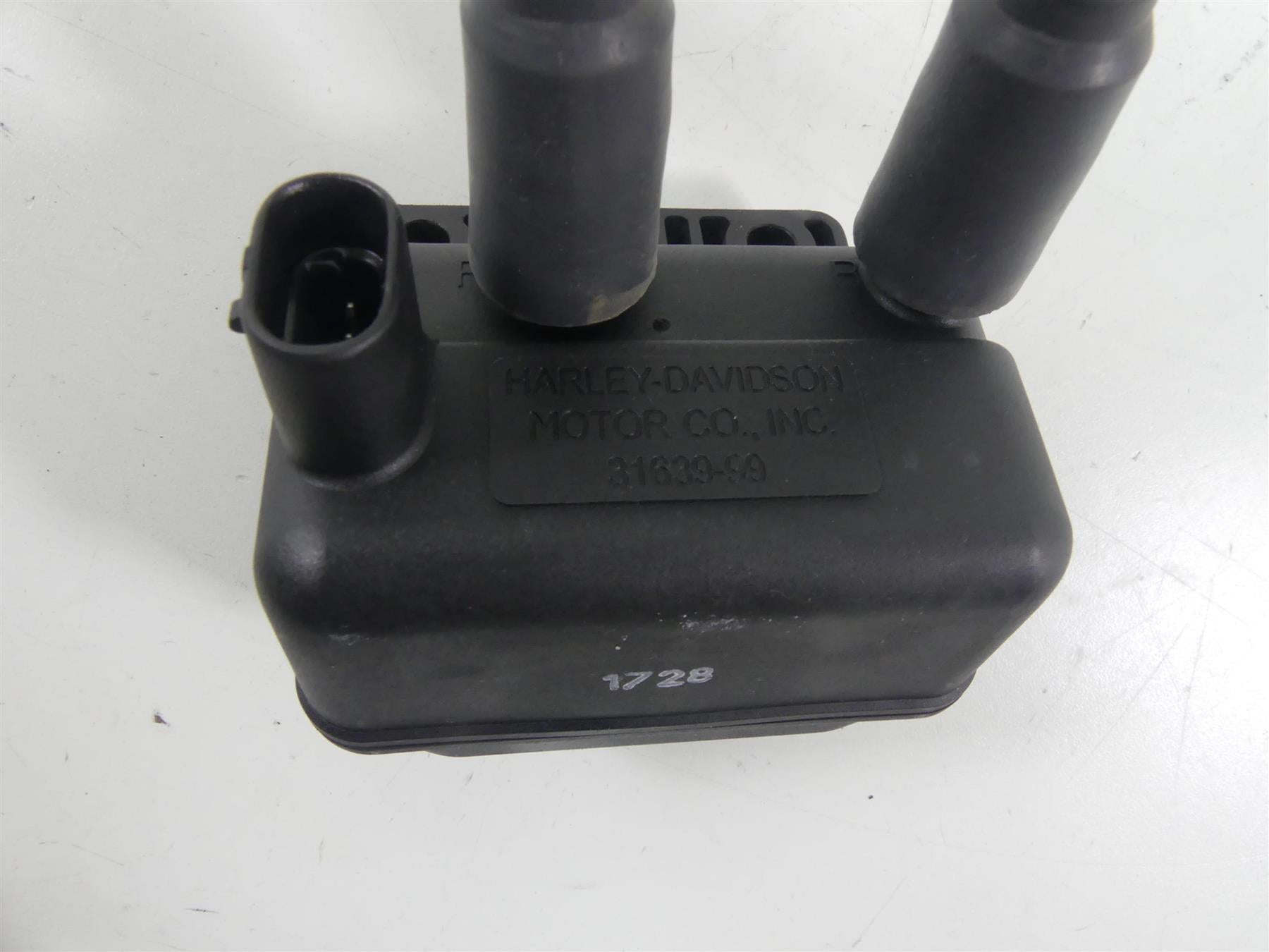 1999 Harley Touring FLHTCUI Electra Glide Ignition Coil Wire Plug Set 31639-99 {{ shop.shopifyCountryName }} - Mototech271