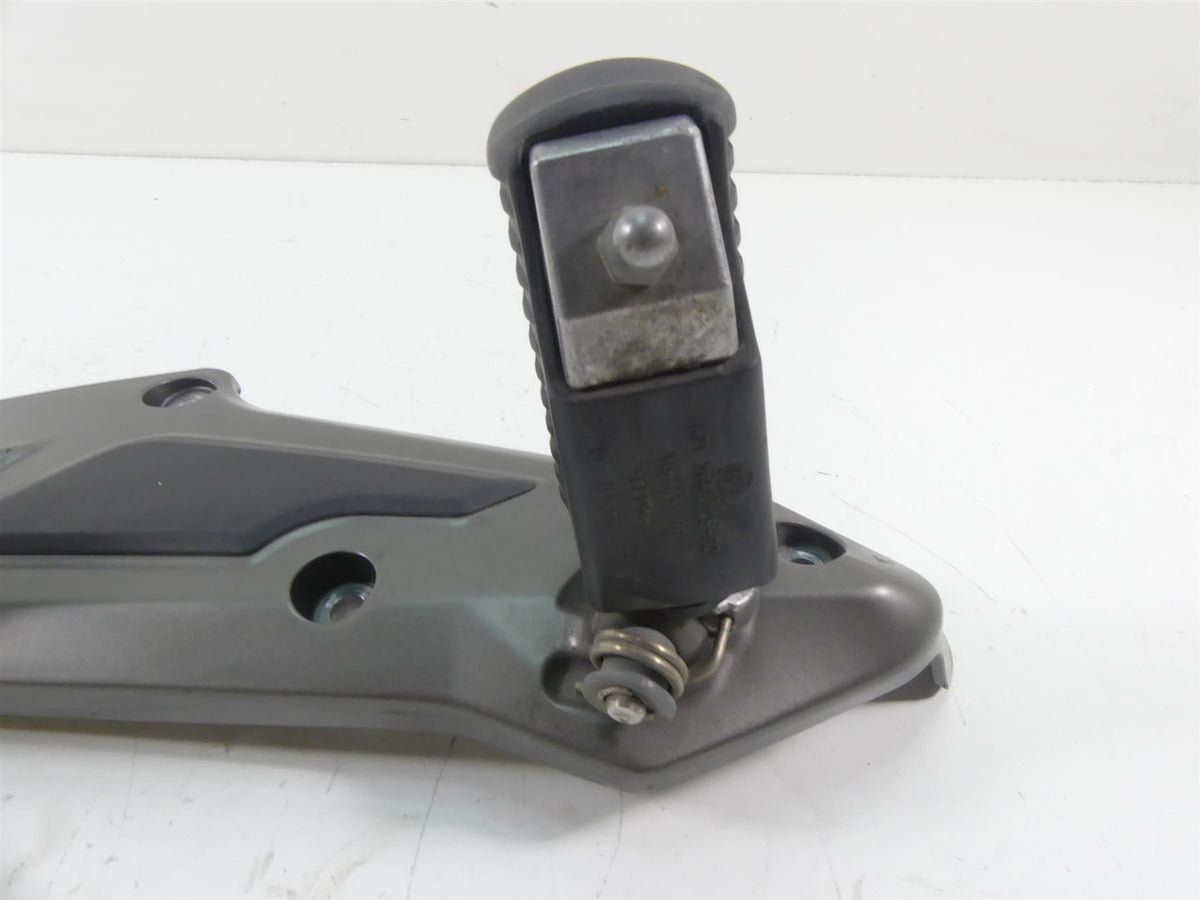 2015 BMW K1600GT K48 Right Rider Passenger Footpeg Foot Peg Rest Set 46717716014 {{ shop.shopifyCountryName }} - Mototech271