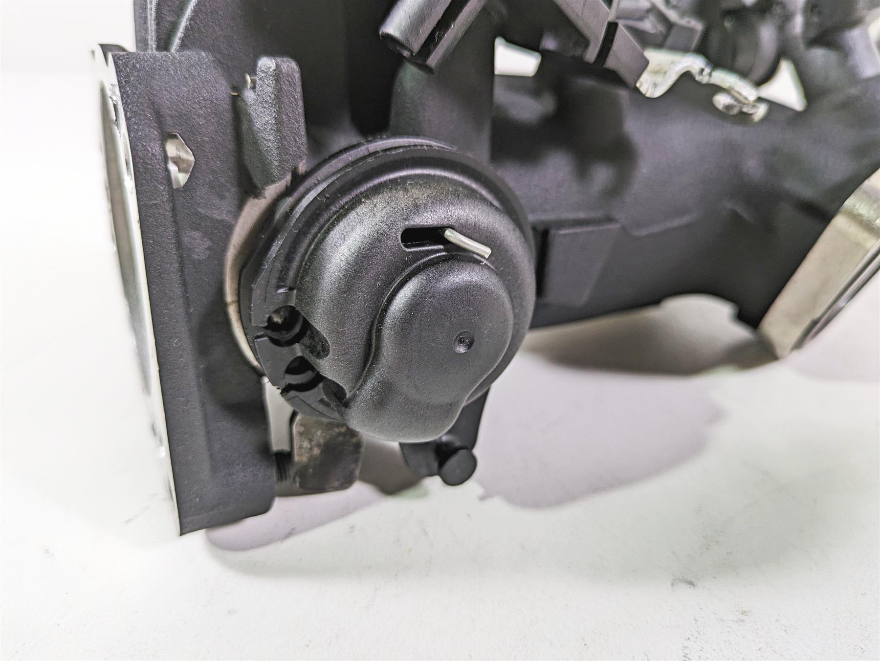 2017 Harley Dyna FXDB Street Bob Throttle Body Fuel Injection 27708-10A {{ shop.shopifyCountryName }} - Mototech271
