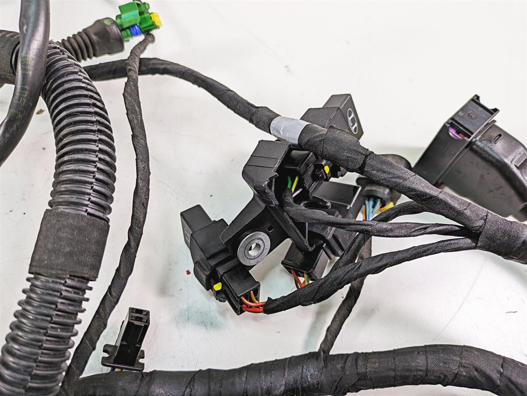 2020 Aprilia Tuono V4 Factory Main Wiring Harness Loom 2D000475 {{ shop.shopifyCountryName }} - Mototech271