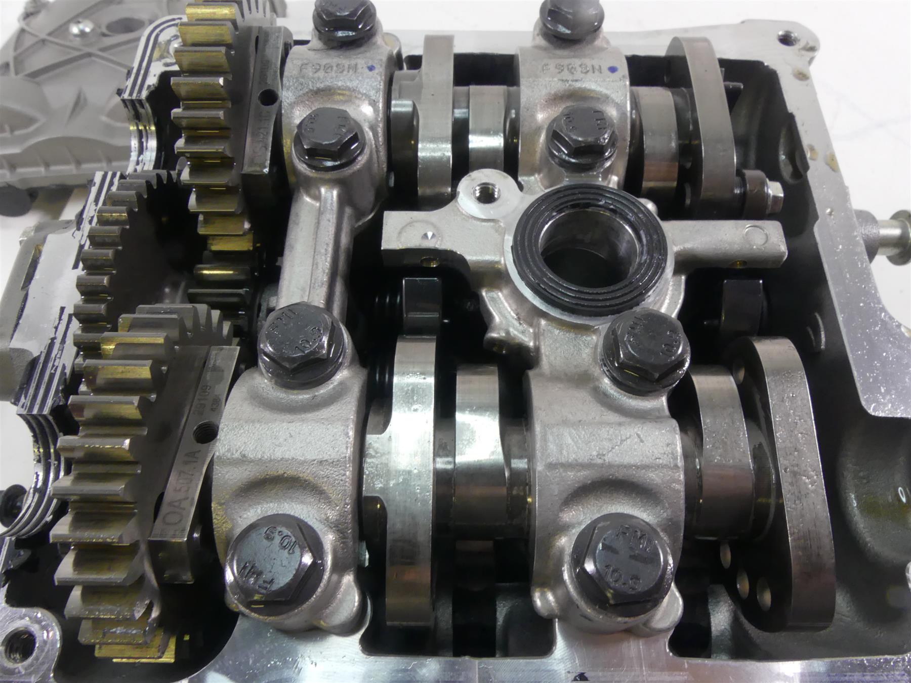 2020 Ducati Panigale V2 Rear Horizontal Cylinder Head Cylinderhead 576 30123282F {{ shop.shopifyCountryName }} - Mototech271