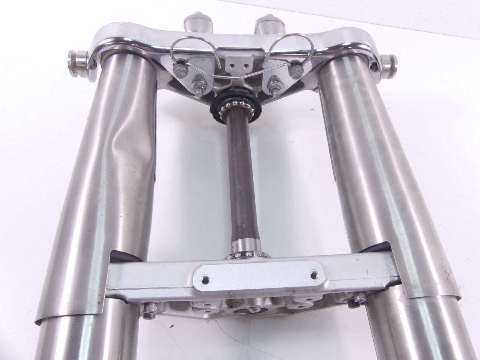 2013 Triumph America EFI Straight Front Forks Triple Tree Suspension Set T204058 {{ shop.shopifyCountryName }} - Mototech271