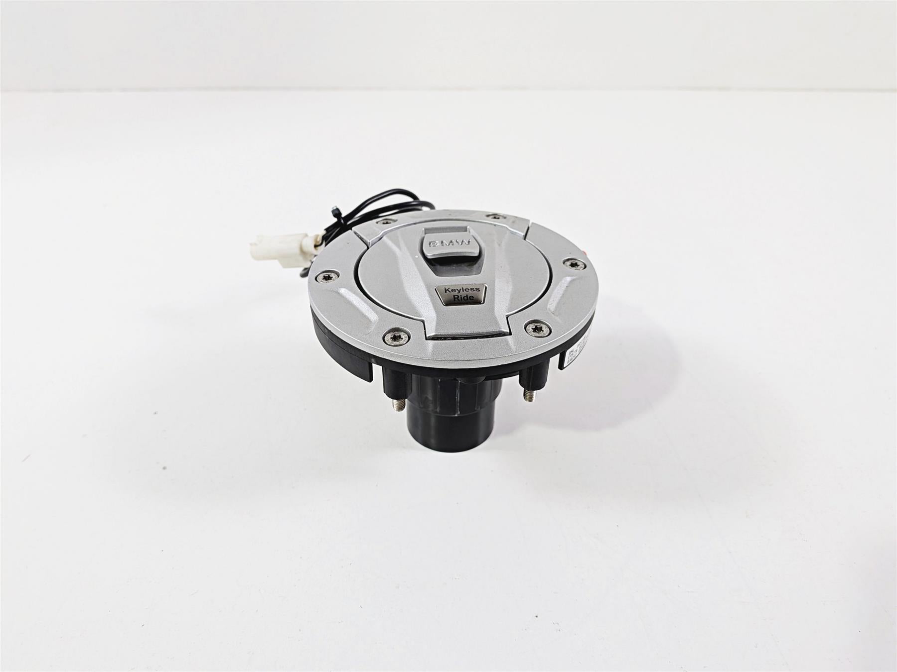 2023 BMW R1250RT RTP K52 Keyless Fuel Gas Petrol Cap 8552106 16118552106 {{ shop.shopifyCountryName }} - Mototech271