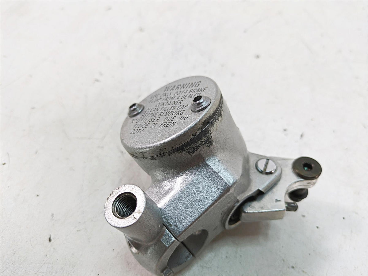 1997 Kawasaki VN1500 Vulcan Front Brake Master Cylinder 43015-1511 {{ shop.shopifyCountryName }} - Mototech271