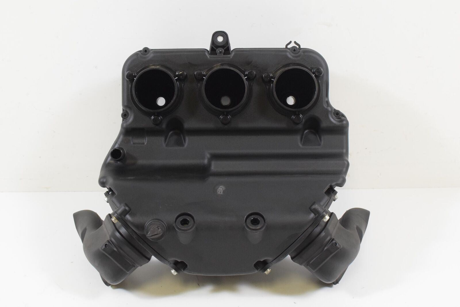 2015 MV Agusta B3 Brutale 800 RR Air Box Cleaner Breather Filter Housing 8000B54 {{ shop.shopifyCountryName }} - Mototech271