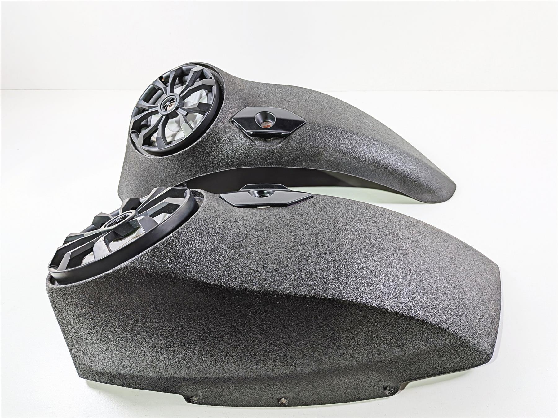 2016 Victory Cross Country Wrinkle Black Saddlebag Lid & Speaker Set {{ shop.shopifyCountryName }} - Mototech271