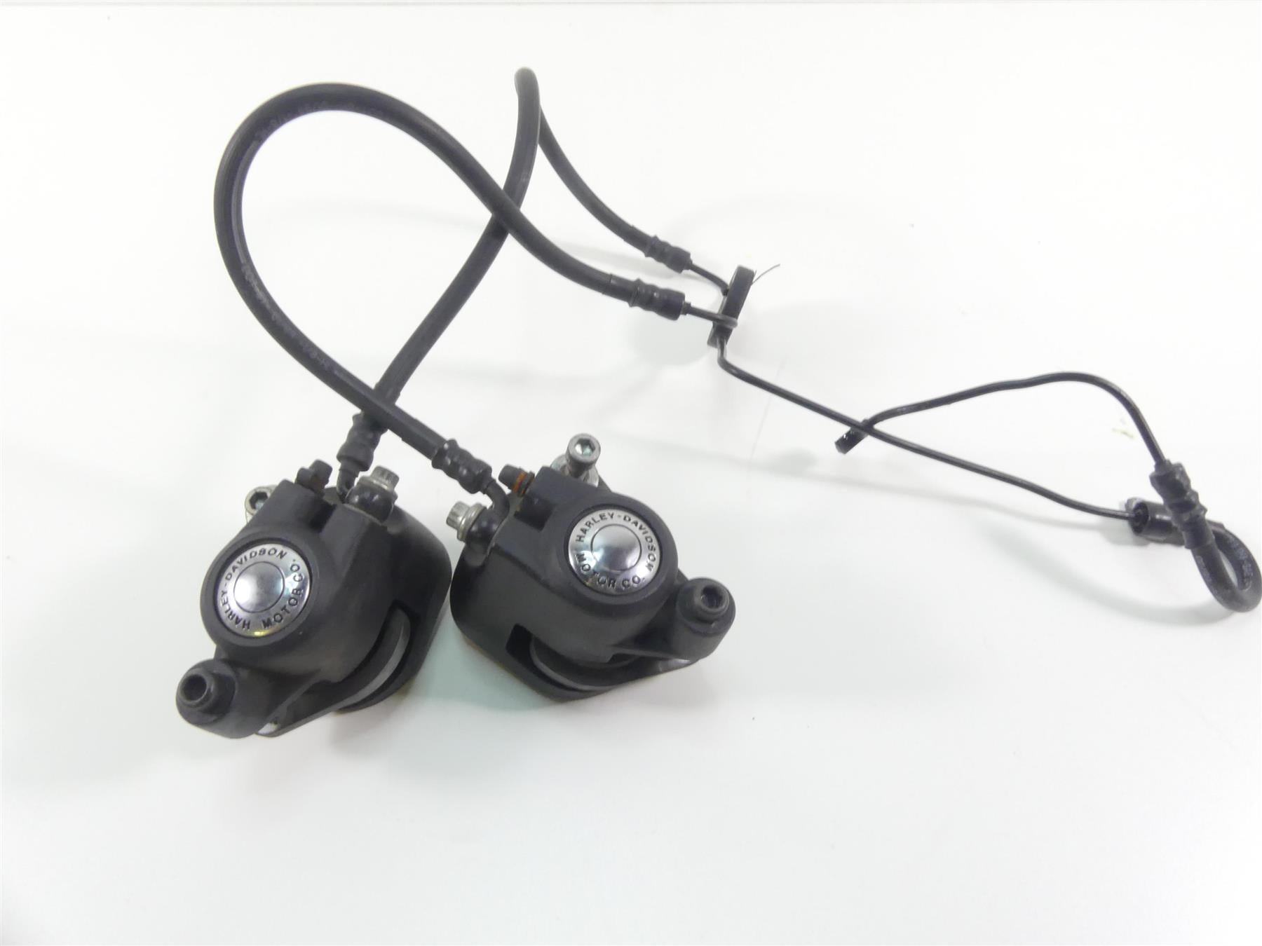 1999 Harley Dyna FXDL Low Rider Front Dual Brake Caliper Set 44023-83C 44046-84C {{ shop.shopifyCountryName }} - Mototech271