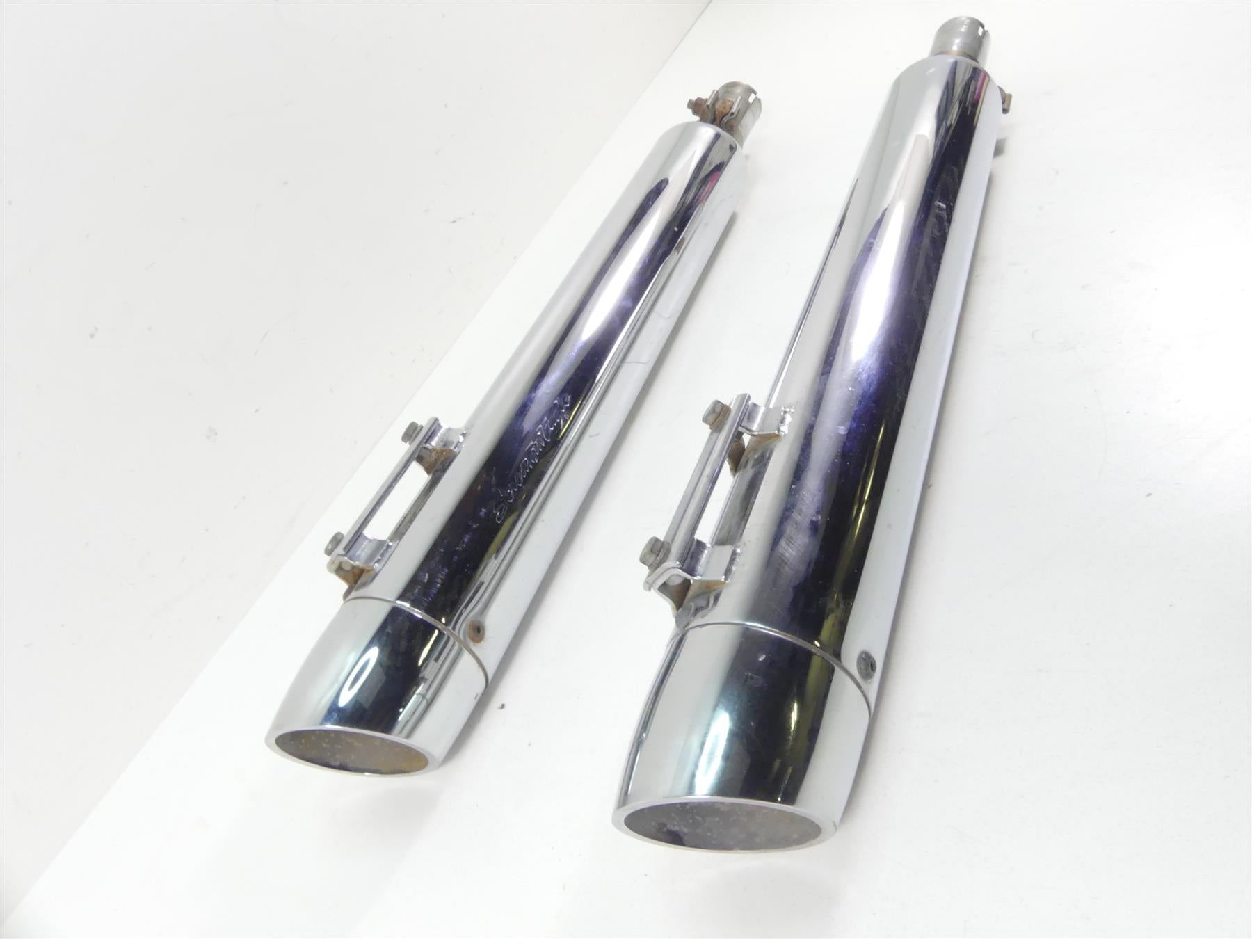 2004 Harley FLHTC SE CVO Electra Glide Oem Exhaust Pipe Muffler Set 65254-00 {{ shop.shopifyCountryName }} - Mototech271
