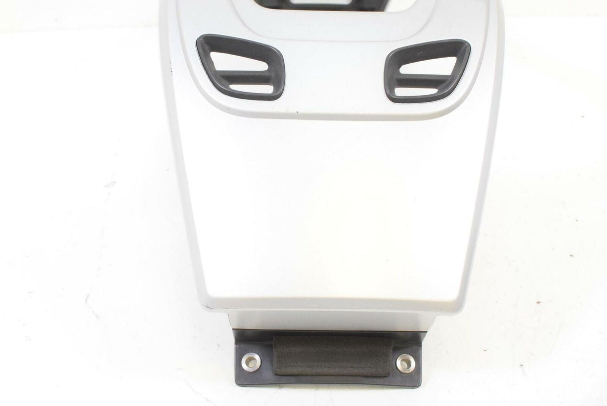 2013 BMW R1200 RT K26 Center Tank Cover With Luggage Rack 46637682974 {{ shop.shopifyCountryName }} - Mototech271